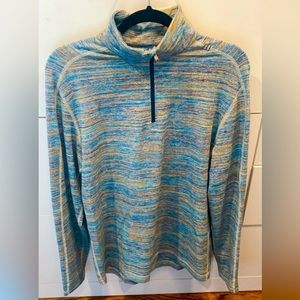Lululemon quarter zip long sleeve pull over, medium